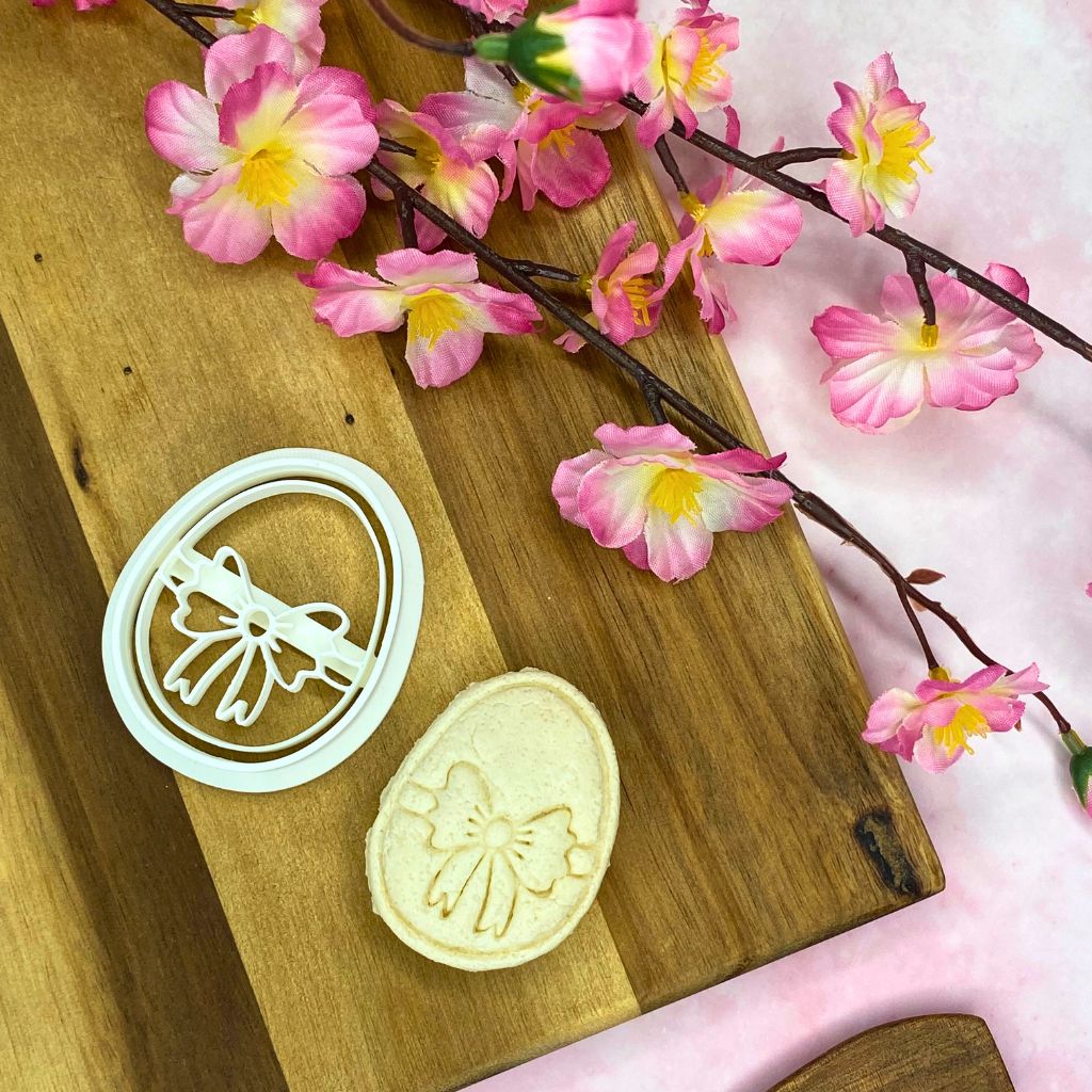 Ausstechform Ostern „Ei mit Schleife“ für Hundekekse – 3D-gedruckt