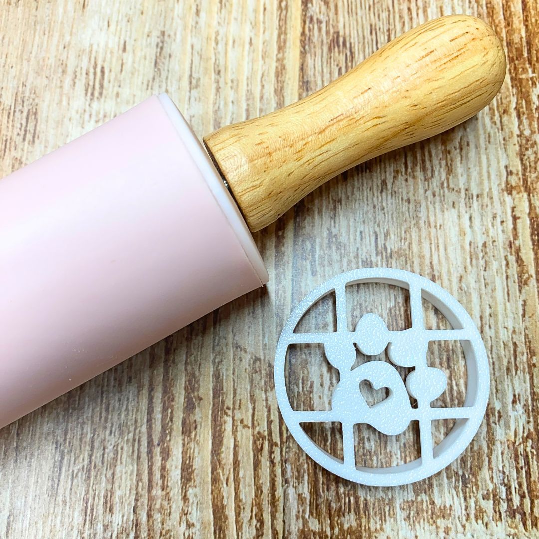 Runder Keksausstecher *Pfote mit Herz* | 3D-gedruckter Ausstecher für Hundeleckerlis | 40mm | Lebensmittelechtes PLA – Bild 3