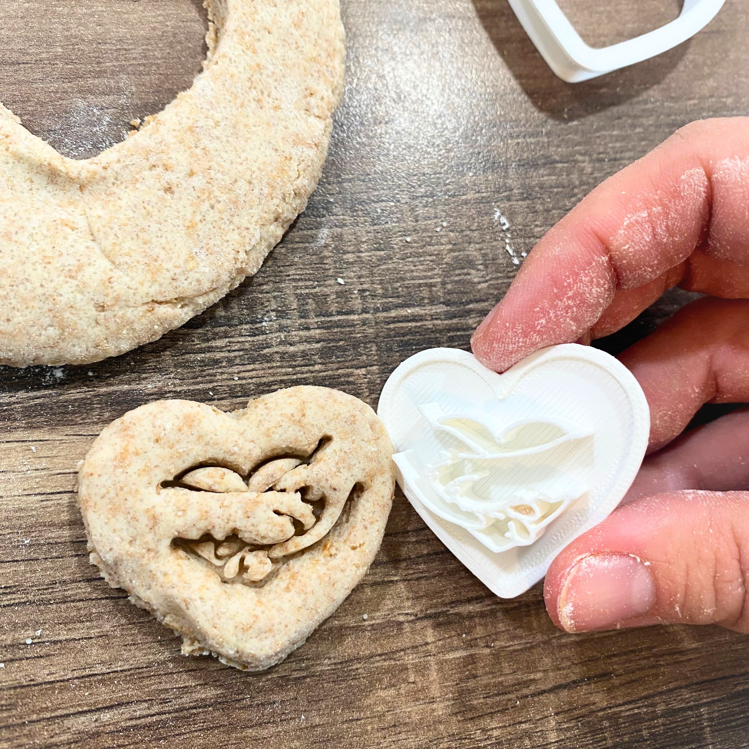 Herz Ausstechform mit Stempel Hand & Pfote – 3D Druck Hundekeks Ausstecher – Hundeliebe Motiv – Bild 12