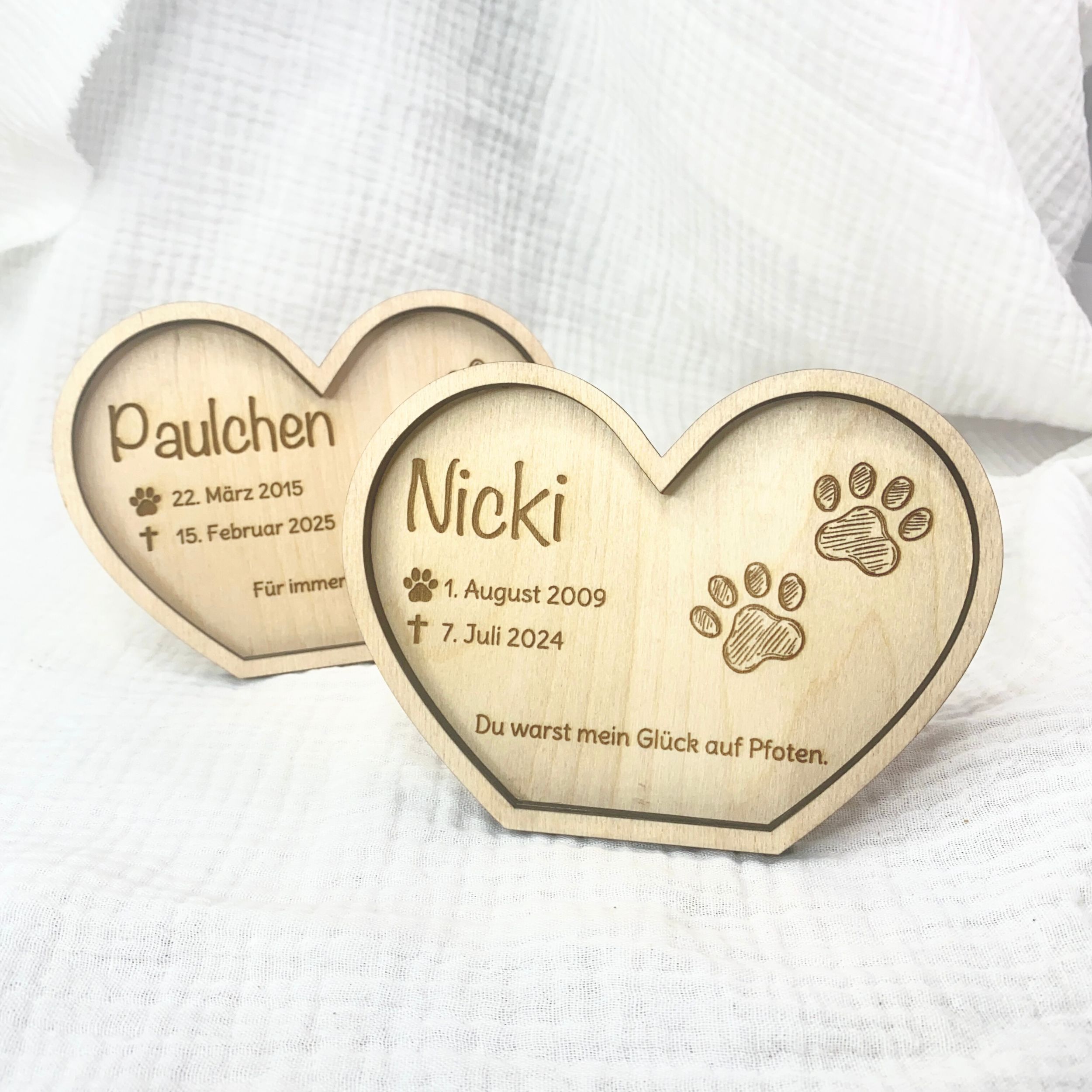 Haustier Andenken personalisiert aus Holz – Pfotenabdruck Andenken für Hund & Katze (Name + Daten + Spruch)