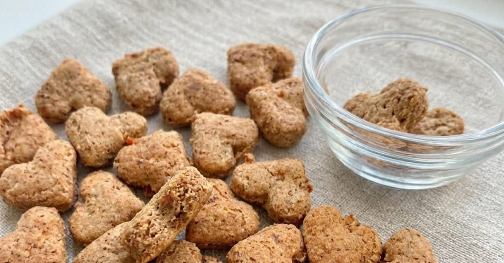 Valentinstags Hundekekse backen mit Erdbeeren