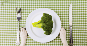 Dürfen Hunde Brokkoli essen? Vom Fressnapf in den Backofen