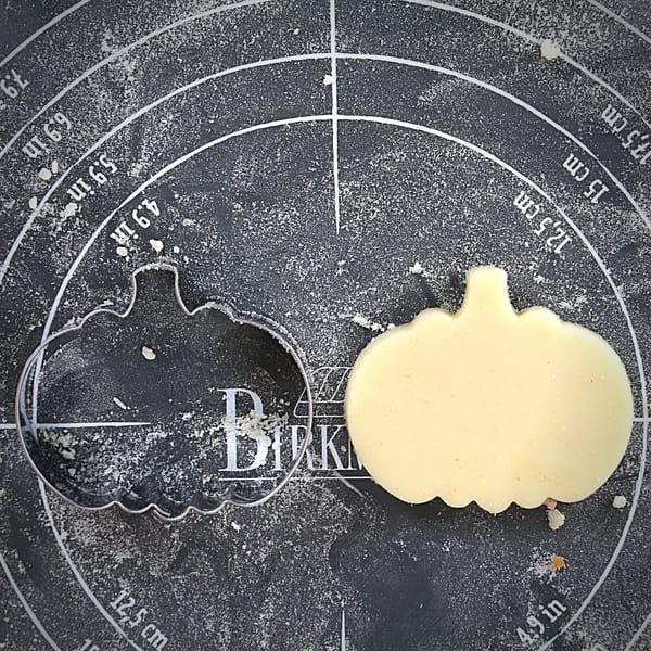Ausstecher für Hundekekse / Motiv: Kürbis – Bild 2